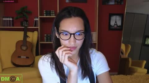 A R Y A  T I A online show from 19, 12, 2024