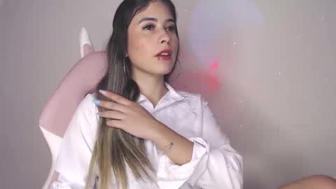 alice_cespedes online show from 16, 10, 2025