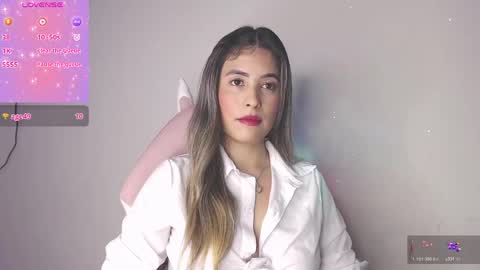 Snapshot of alice_cespedes chatting on 6, 5, 2026 alice_cespedes online show from 6, 5, 2026