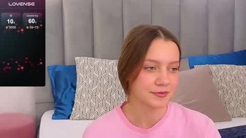 Snapshot of alice_charmy chatting on 28, 2, 2025 Alice in Wonderland online show from 28, 2, 2025