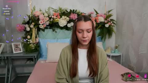 Snapshot of alice_charmy chatting on 26, 2, 2026 Alice in Wonderland online show from 26, 2, 2026