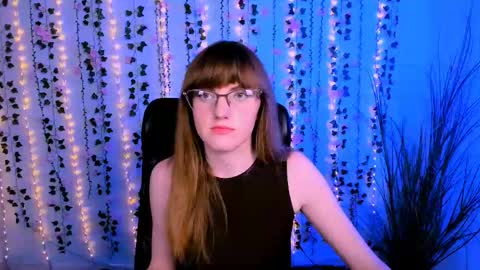 Snapshot of alice_cold chatting on 13, 10, 2025 alice_cold online show from 13, 10, 2025