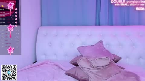 Snapshot of alice_halle chatting on 13, 11, 2025 alice_halle online show from 13, 11, 2025