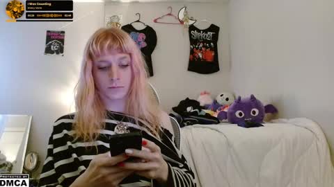 Alice Hatchette online show from 6, 11, 2025