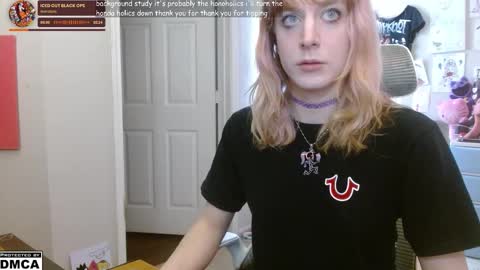 Snapshot of alice_hatchette chatting on 4, 2, 2026 Alice Hatchette online show from 4, 2, 2026