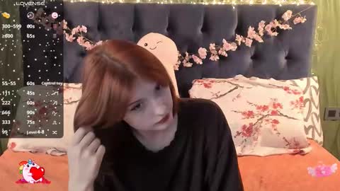 Snapshot of alice_langley chatting on 3, 10, 2025 Alice 3 online show from 3, 10, 2025