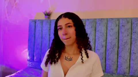 Snapshot of alice_martinez_ chatting on 4, 12, 2024 alice and amber online show from 4, 12, 2024