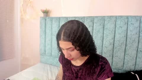 Snapshot of alice_martinez_ chatting on 30, 1, 2025 alice and amber online show from 30, 1, 2025