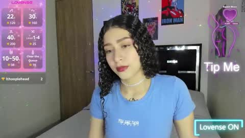 Snapshot of alice_martinez_ chatting on 12, 9, 2025 alice and amber online show from 12, 9, 2025