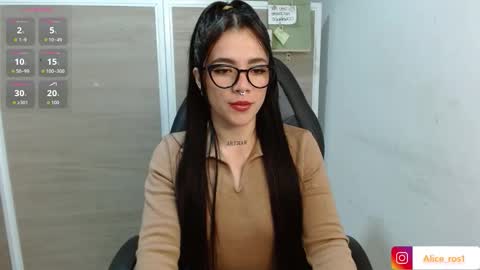 Alice  online show from 20, 9, 2025