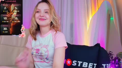 Snapshot of alice_tucci chatting on 14, 12, 2024 Alice online show from 14, 12, 2024