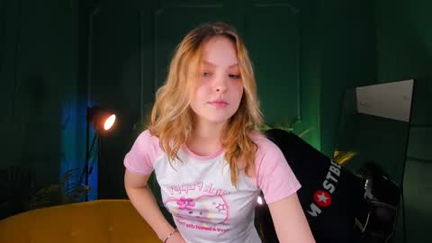 Snapshot of alice_tucci chatting on 31, 12, 2024 Alice online show from 31, 12, 2024