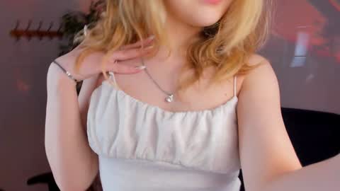 Snapshot of alice_tucci chatting on 25, 1, 2025 Alice online show from 25, 1, 2025