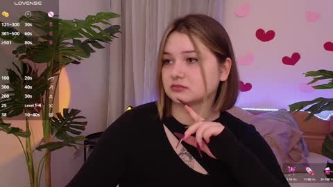 Snapshot of alice_walters chatting on 3, 2, 2025 Alice online show from 3, 2, 2025