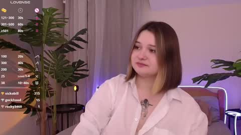 Snapshot of alice_walters chatting on 4, 3, 2025 Alice online show from 4, 3, 2025