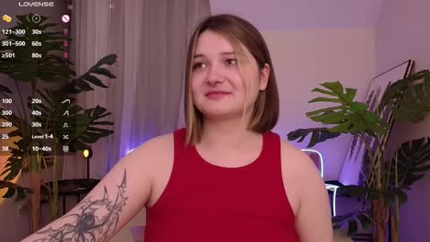 Snapshot of alice_walters chatting on 7, 3, 2025 Alice online show from 7, 3, 2025