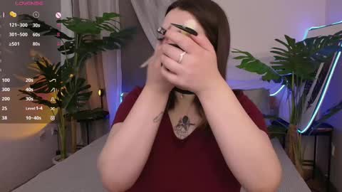 Snapshot of alice_walters chatting on 2, 10, 2025 Alice online show from 2, 10, 2025