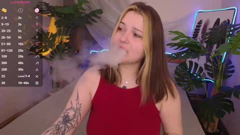 Snapshot of alice_walters chatting on 14, 11, 2025 Alice online show from 14, 11, 2025