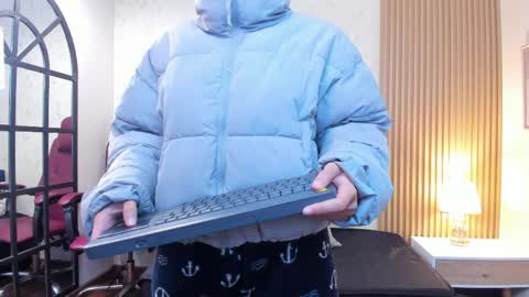 Alice and Asia online show from 19, 4, 2026