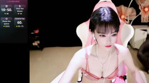 Snapshot of alicechina chatting on 6, 5, 2026 Alice online show from 6, 5, 2026