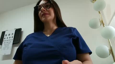 Snapshot of alicee16 chatting on 13, 9, 2025 alicee16 online show from 13, 9, 2025