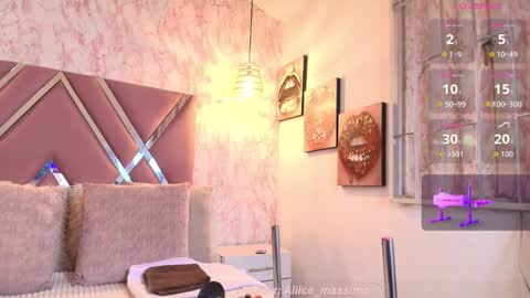 Snapshot of alicee1_ chatting on 13, 9, 2025 Aliice online show from 13, 9, 2025