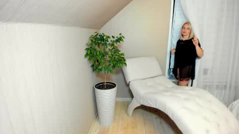 Alicee online show from 13, 12, 2024