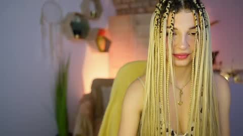 Snapshot of alicee_kiss chatting on 19, 12, 2024 Alicee Kiss online show from 19, 12, 2024