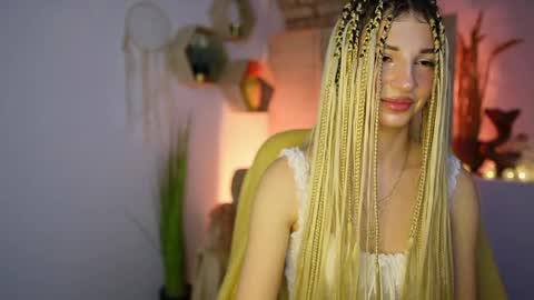 Snapshot of alicee_kiss chatting on 28, 12, 2024 Alicee Kiss online show from 28, 12, 2024