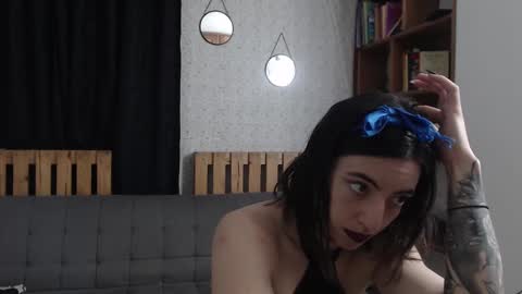 alicee_logan_ online show from 21, 2, 2025