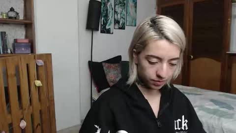 alicee_logan_ online show from 25, 3, 2026