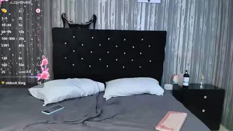 Snapshot of alicee_moonn chatting on 25, 11, 2025 alicee_moonn online show from 25, 11, 2025