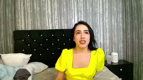 Snapshot of alicee_moonn chatting on 9, 5, 2026 alicee_moonn online show from 9, 5, 2026