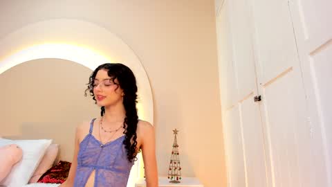 Snapshot of alicee_rodriguez chatting on 2, 1, 2025 alice online show from 2, 1, 2025