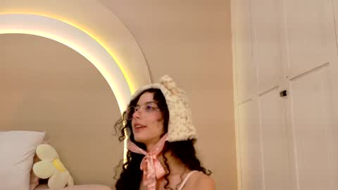 Snapshot of alicee_rodriguez chatting on 20, 1, 2025 alice online show from 20, 1, 2025