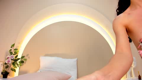 Snapshot of alicee_rodriguez chatting on 3, 2, 2025 alice online show from 3, 2, 2025