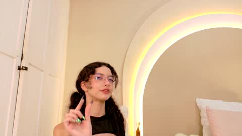 Snapshot of alicee_rodriguez chatting on 16, 2, 2025 alice online show from 16, 2, 2025