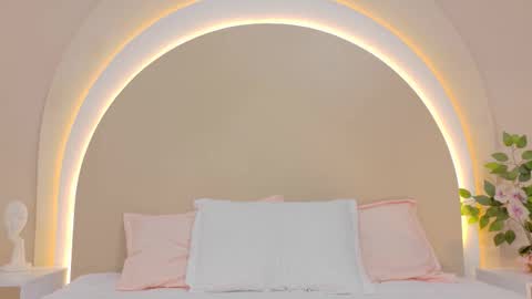 Snapshot of alicee_rodriguez chatting on 15, 10, 2025 alice online show from 15, 10, 2025