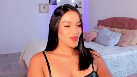 Snapshot of alicekiing_ chatting on 17, 6, 2026 ALICEKIING online show from 17, 6, 2026