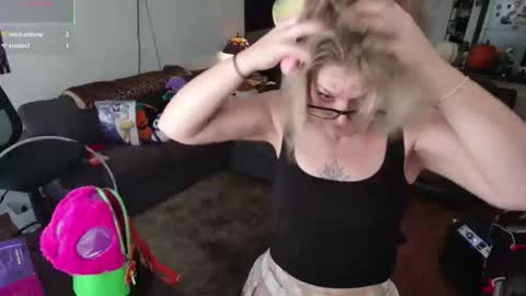 Snapshot of aliceliddell710 chatting on 30, 10, 2025 Alice Liddell online show from 30, 10, 2025