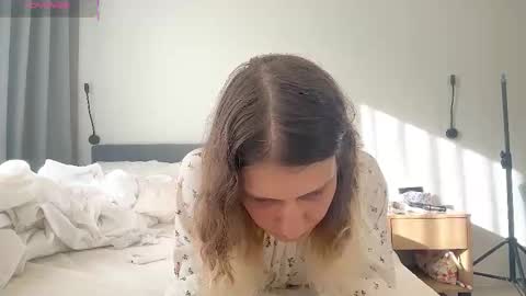 AlicePinkhead online show from 10, 10, 2025