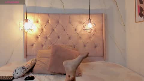 Alice Pol  online show from 14, 2, 2025