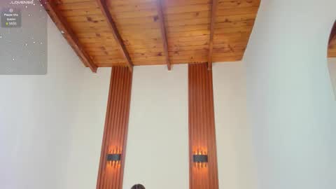 Snapshot of aliceross1 chatting on 16, 12, 2025 AliceRoss online show from 16, 12, 2025