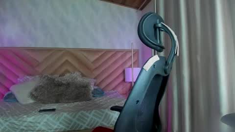 Snapshot of alices_kingsley chatting on 15, 5, 2026 Alice online show from 15, 5, 2026