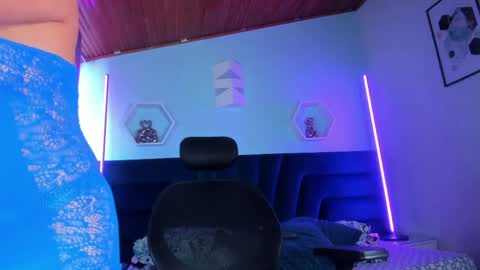 Snapshot of alices_kingsley chatting on 20, 5, 2026 Alice online show from 20, 5, 2026