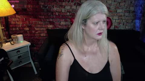 Snapshot of alicescuriosity chatting on 9, 2, 2025 Alices Curiosity online show from 9, 2, 2025