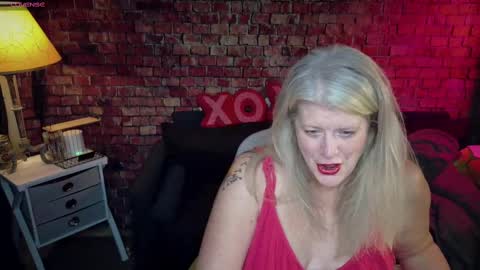 Snapshot of alicescuriosity chatting on 13, 2, 2025 Alices Curiosity online show from 13, 2, 2025