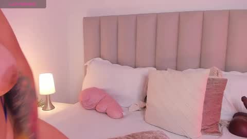 Snapshot of aliceveraa_ chatting on 8, 1, 2025 Alice Vera online show from 8, 1, 2025