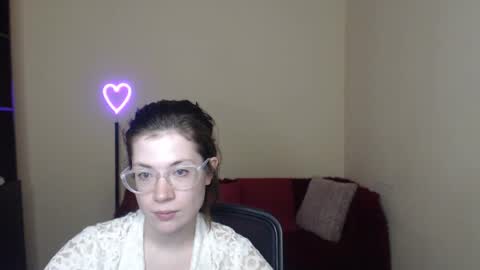 Alicia online show from 6, 2, 2025