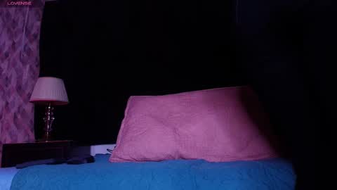 Snapshot of alicia_kyse chatting on 9, 11, 2025 Alicia Kyse online show from 9, 11, 2025